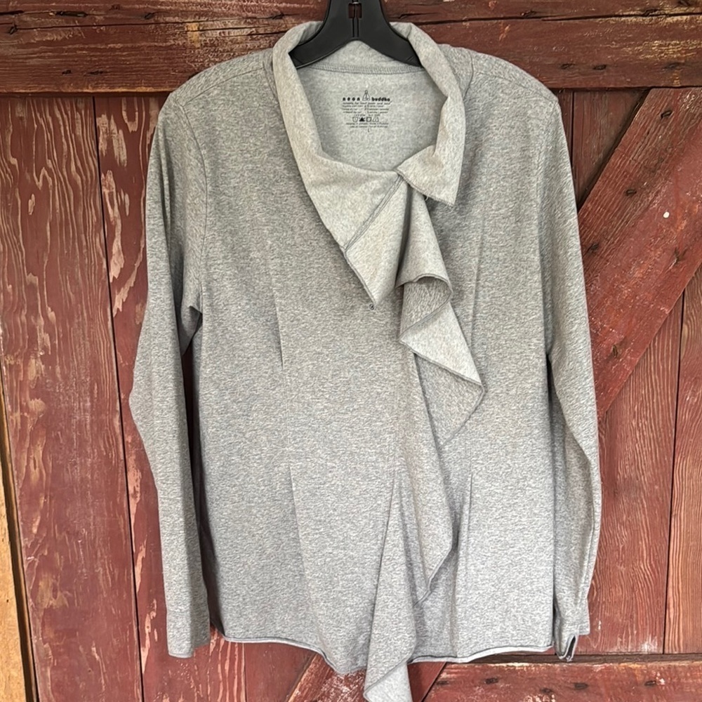 Neon Buddha heather gray hidden zipper ruffle front pleated stretch tunic. Large